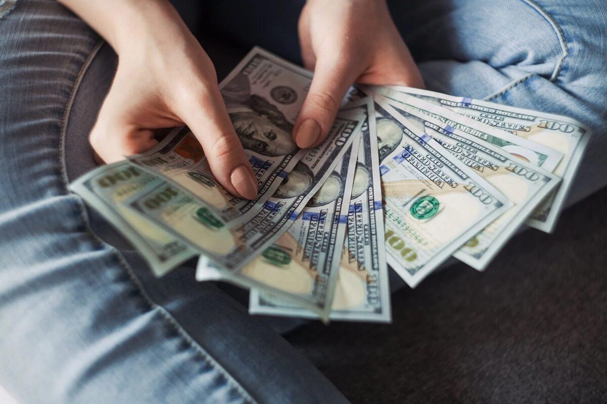 Maximize Extra Income by Creating a Strategic Debt Repayment Plan