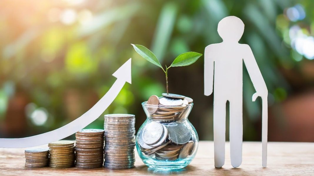 Best Ways to Invest for Retirement Without Taking on Too Much Risk