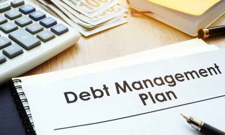 Maximizing Savings While Paying Down Debt