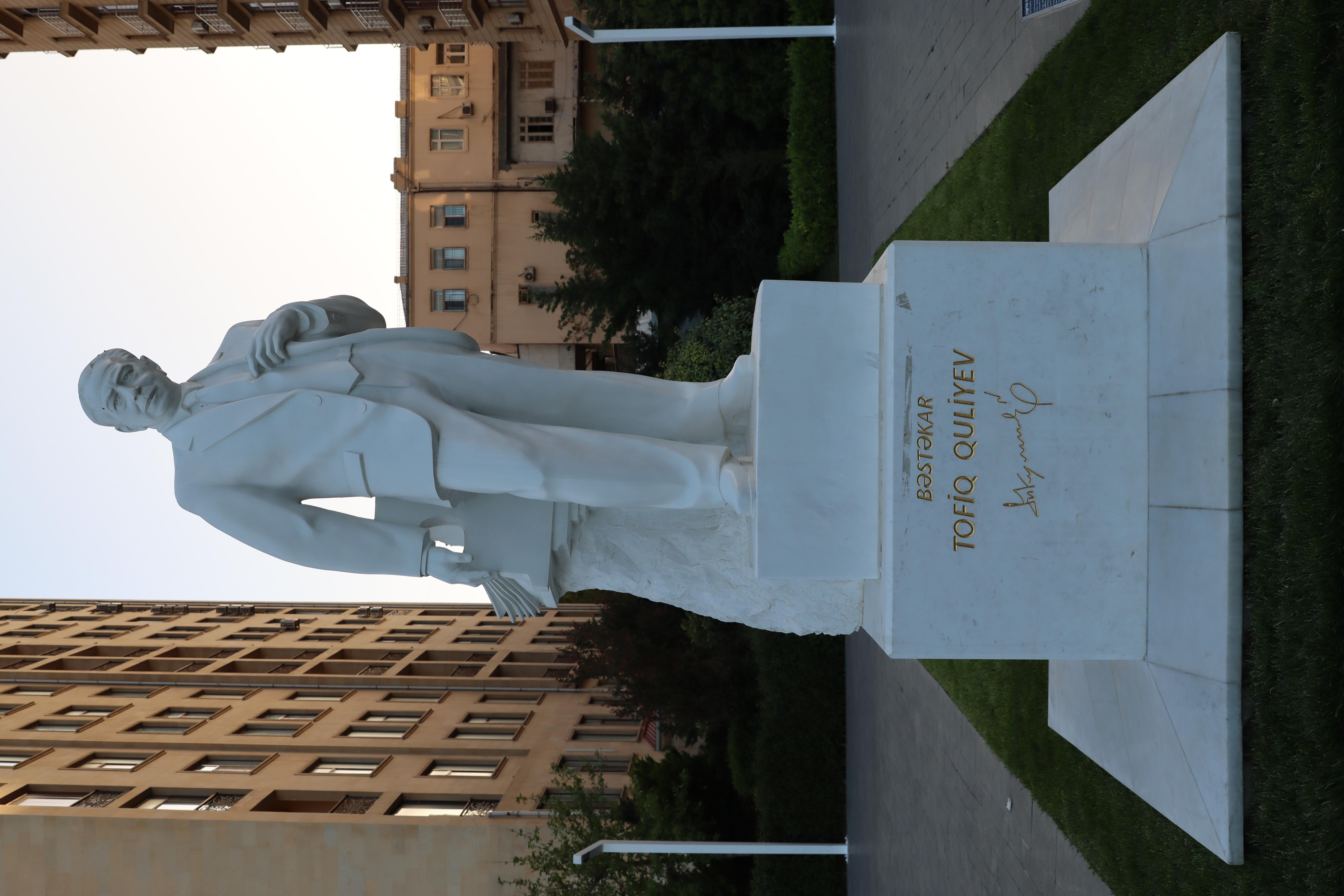 Understanding‌ the Importance of Expense Tracking for Families