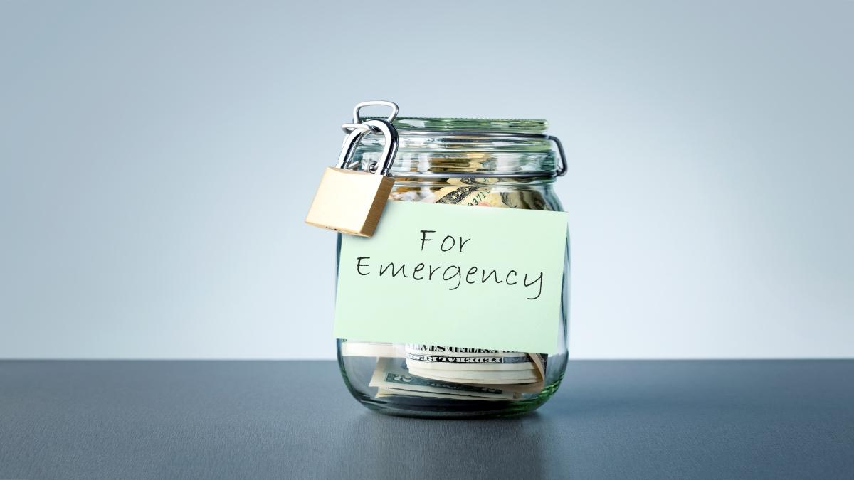 Building a Resilient Emergency Fund While Saving for a Home